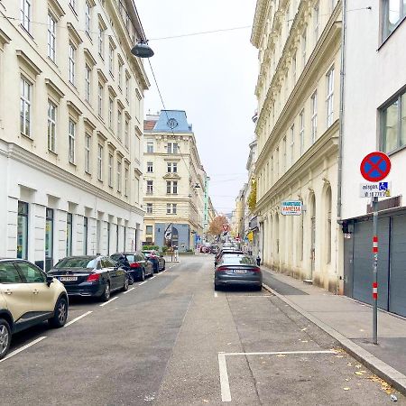 Elegant Suite Altes Akh Wiedeń Zewnętrze zdjęcie